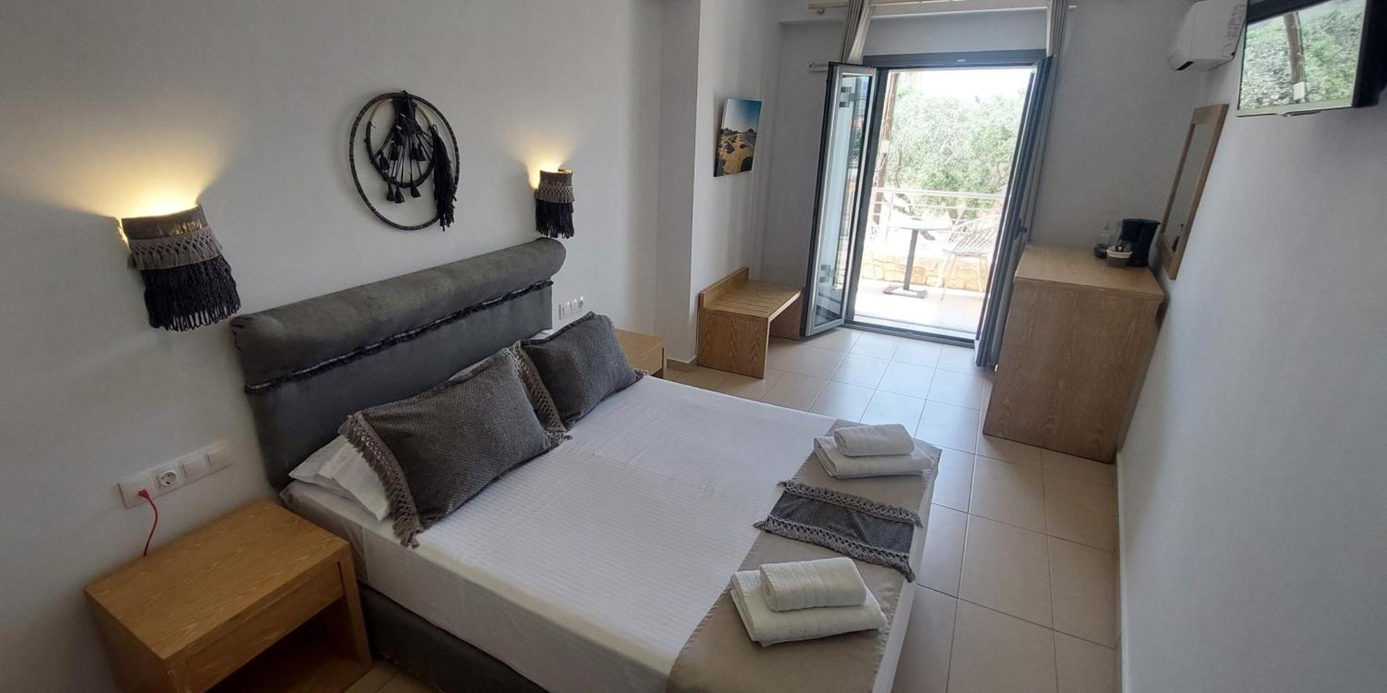 Selinopetra Rooms Elafonissos Bagian luar foto