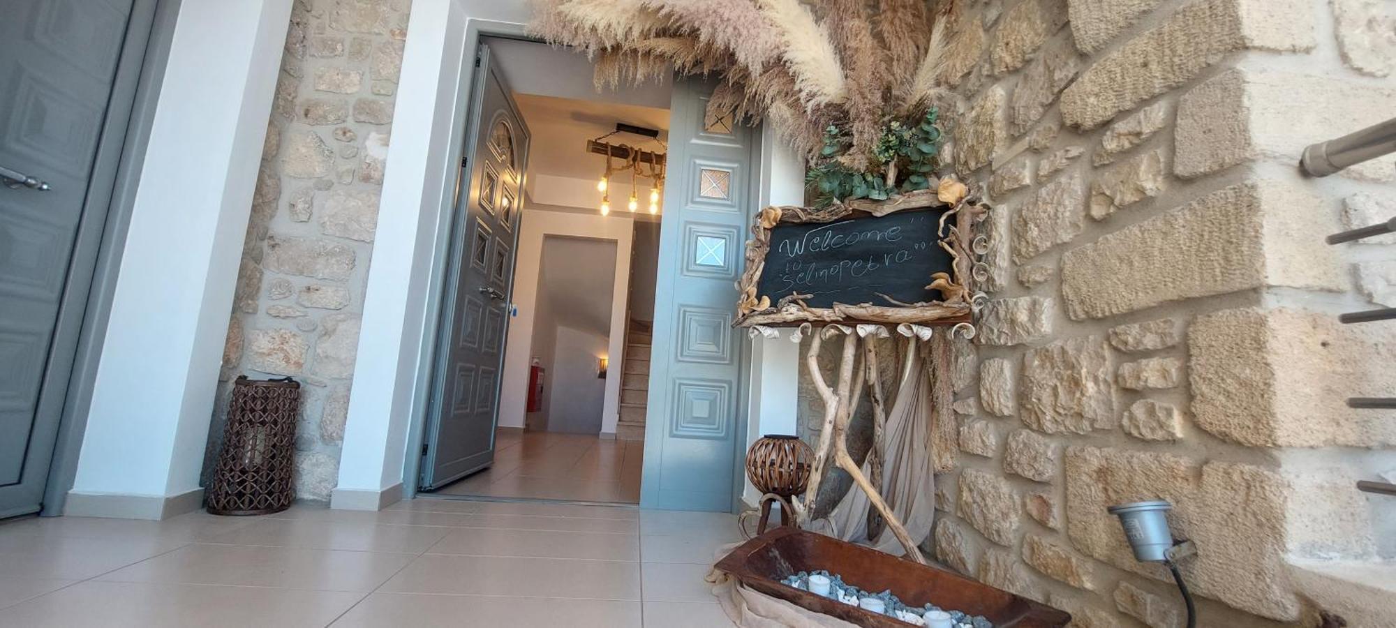 Selinopetra Rooms Elafonissos Bagian luar foto